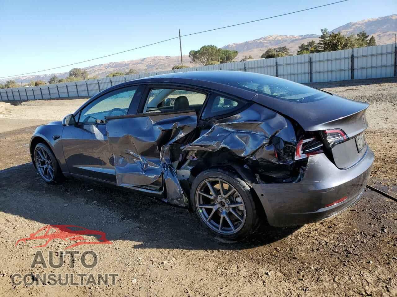 TESLA MODEL 3 2022 - 5YJ3E1EA0NF370685