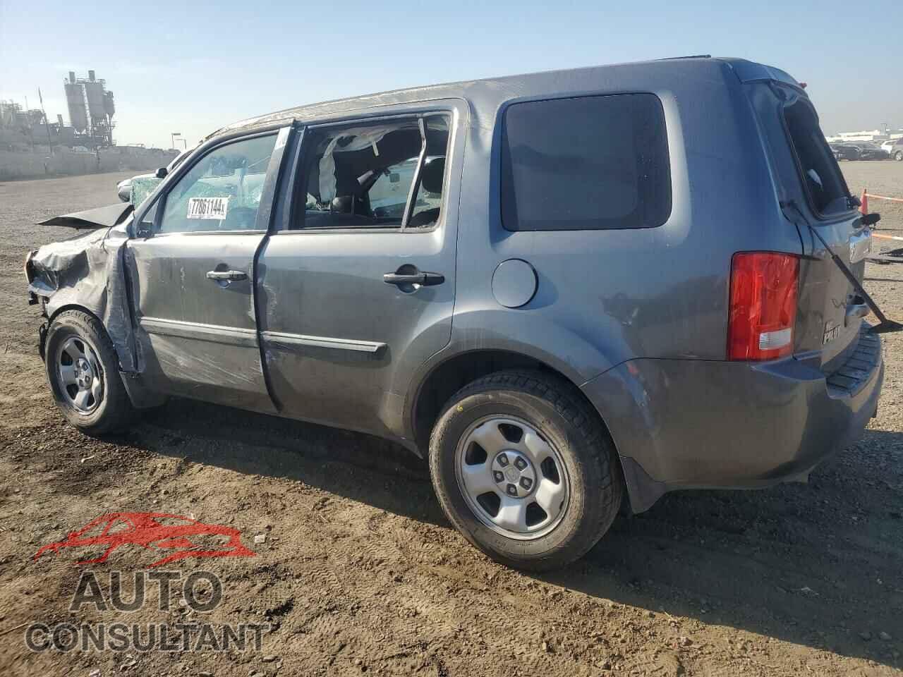 HONDA PILOT 2011 - 5FNYF3H28BB010479