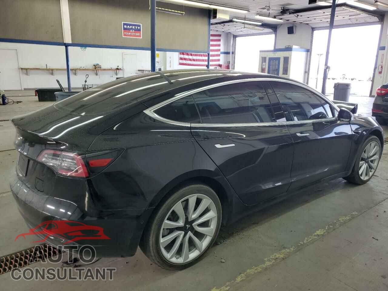 TESLA MODEL 3 2020 - 5YJ3E1EA7LF660810