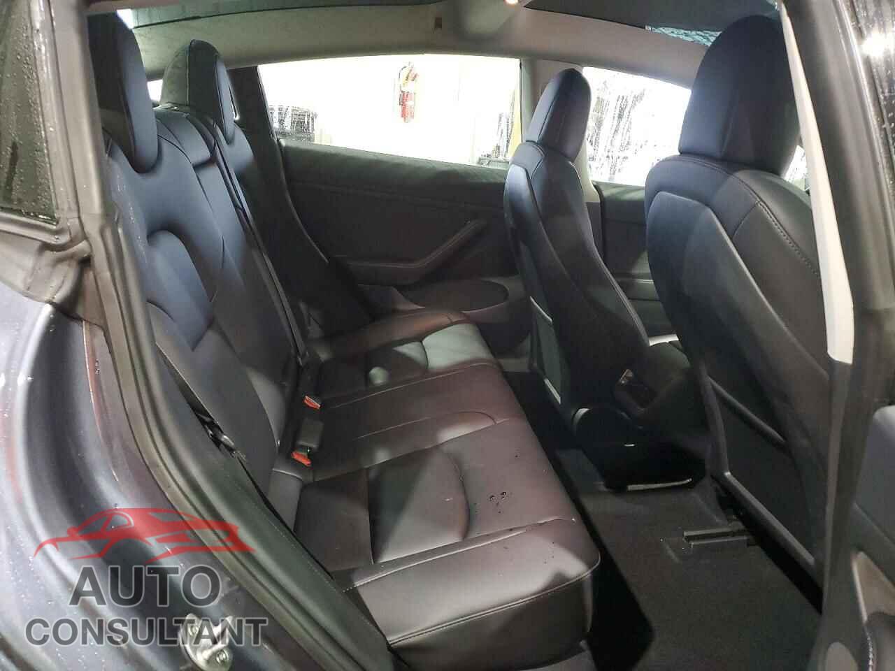TESLA MODEL 3 2022 - 5YJ3E1EB1NF342581