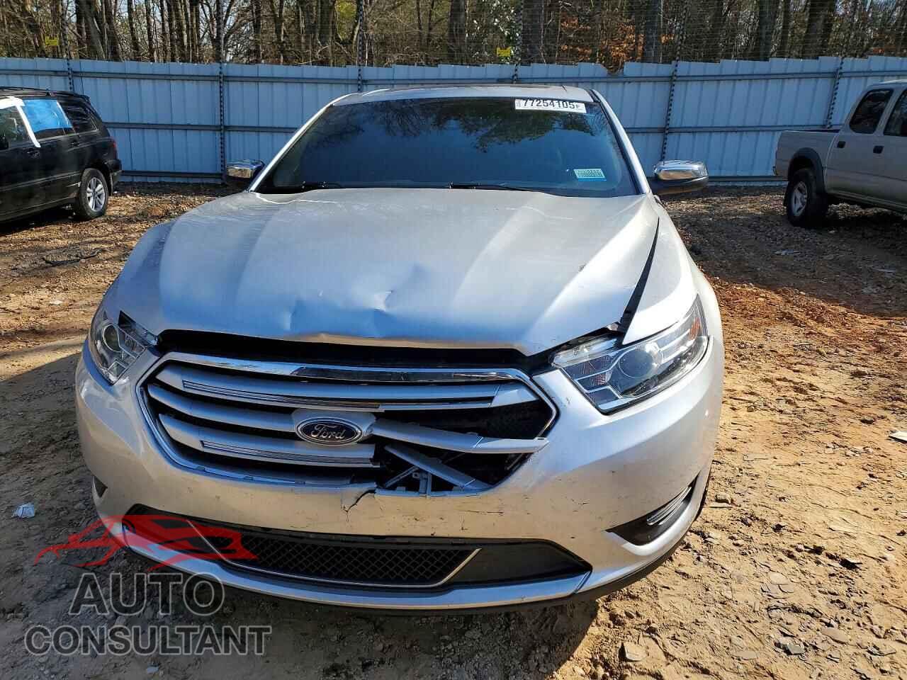 FORD TAURUS 2017 - 1FAHP2F84HG114891