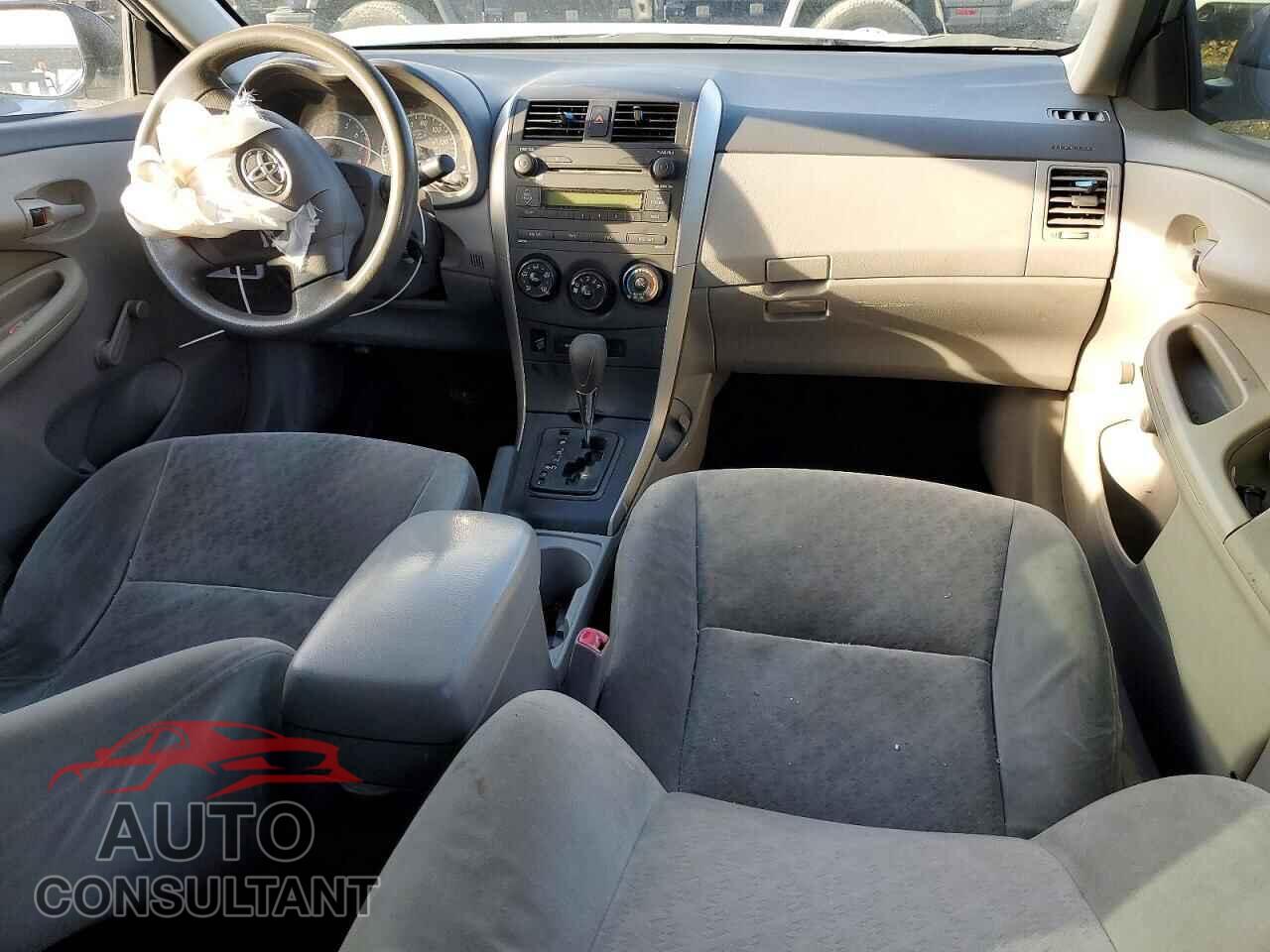 TOYOTA COROLLA 2009 - JTDBL40E59J014602