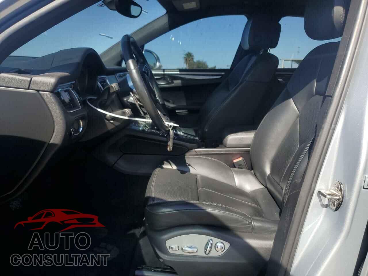 PORSCHE MACAN 2018 - WP1AB2A53JLB33712