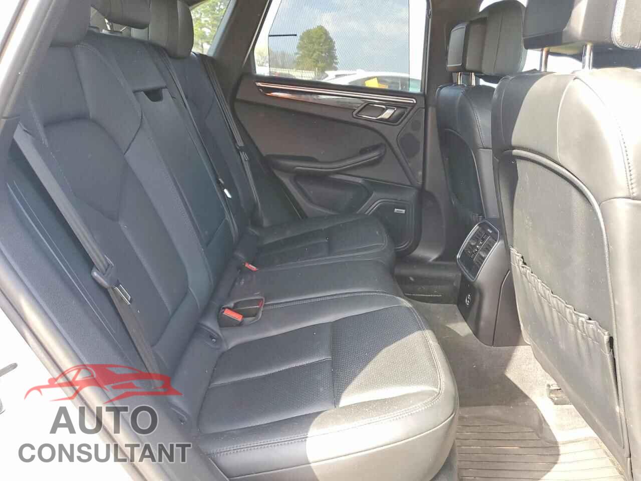 PORSCHE MACAN 2021 - WP1AA2A59MLB17635