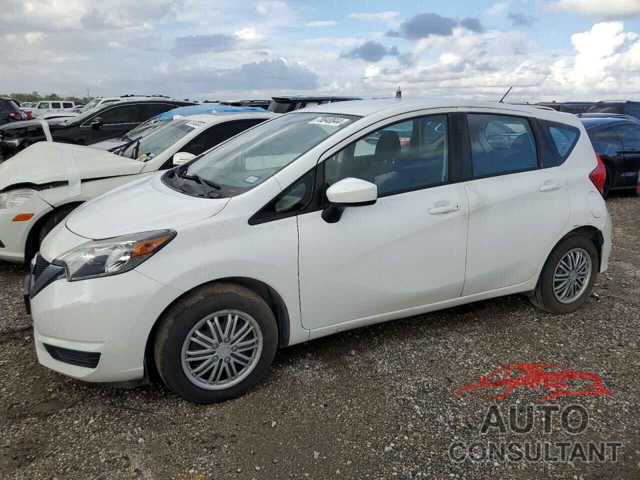 NISSAN VERSA 2018 - 3N1CE2CP9JL369871