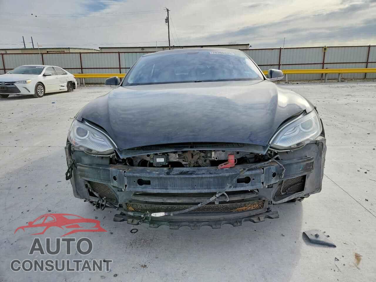 TESLA MODEL S 2013 - 5YJSA1CN4DFP20265