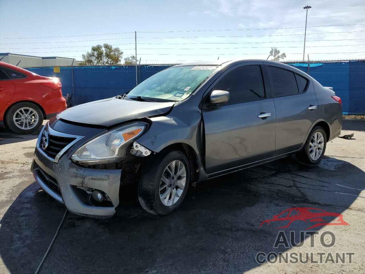 NISSAN VERSA 2018 - 3N1CN7AP7JL810266