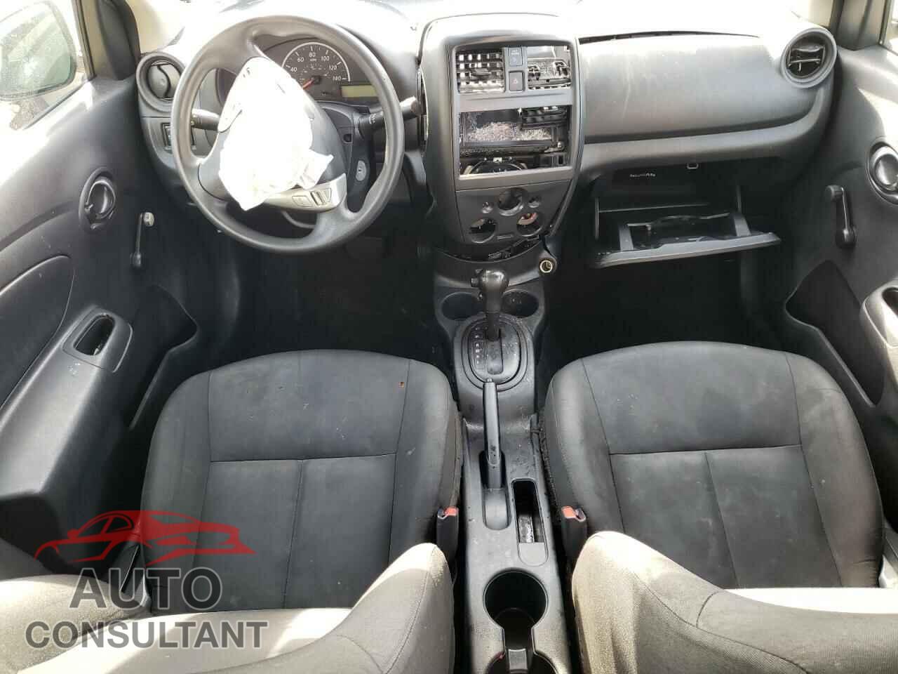 NISSAN VERSA 2019 - 3N1CN7AP3KL826272