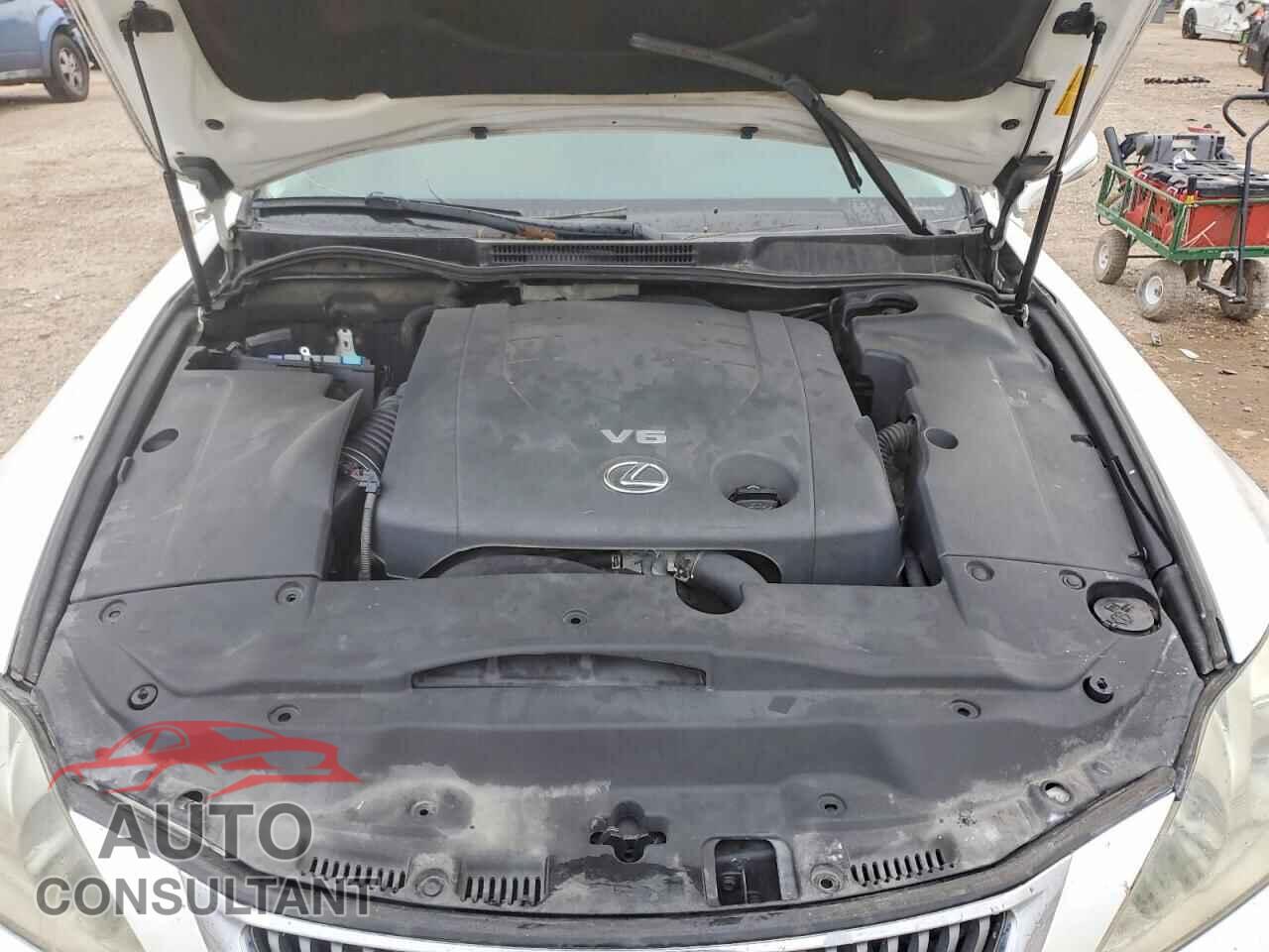 LEXUS IS 2009 - JTHBK262195105832