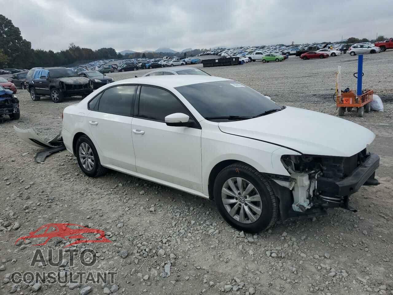 VOLKSWAGEN PASSAT 2013 - 1VWAP7A35DC137891
