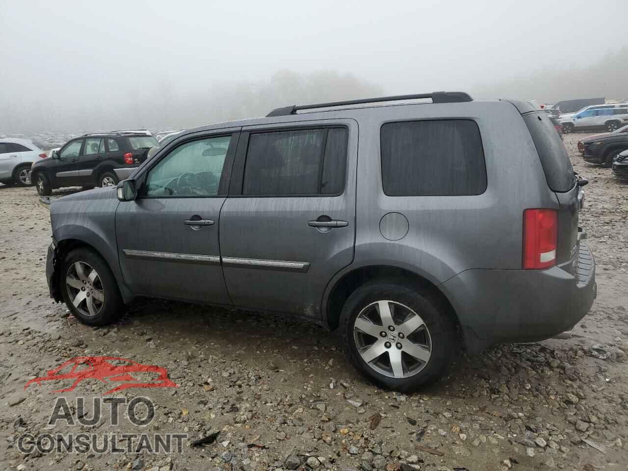HONDA PILOT 2013 - 5FNYF4H9XDB061715