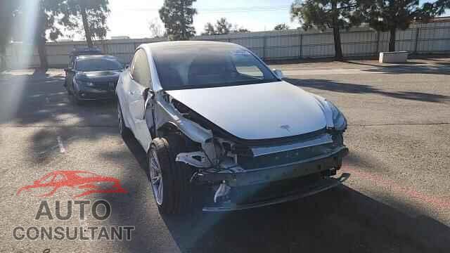 TESLA MODEL Y 2023 - 7SAYGDEE2PA118444