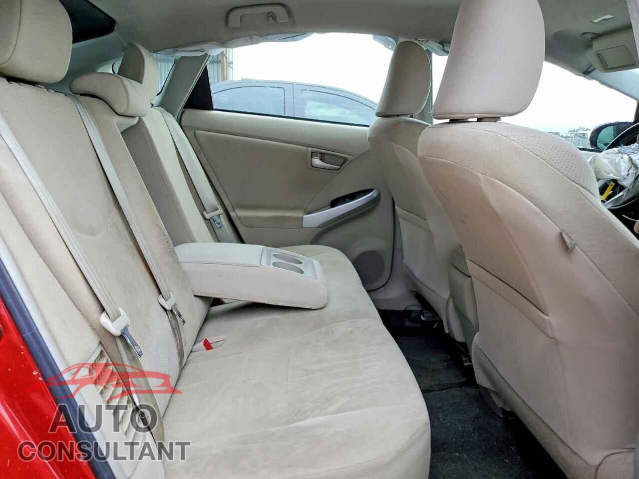 TOYOTA PRIUS 2014 - JTDKN3DU4E1755100