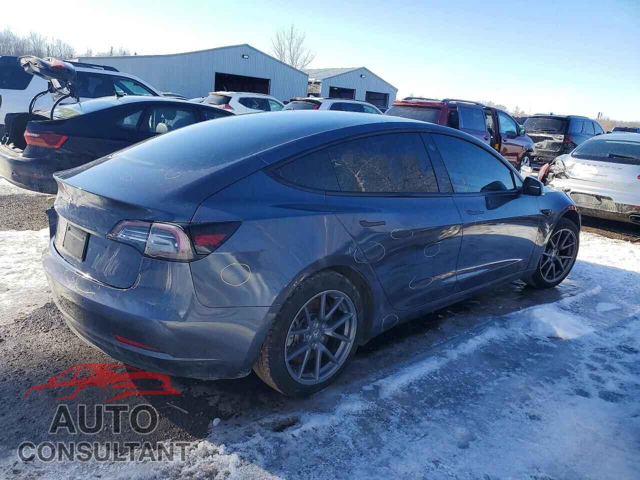 TESLA MODEL 3 2022 - 5YJ3E1EA1NF258039