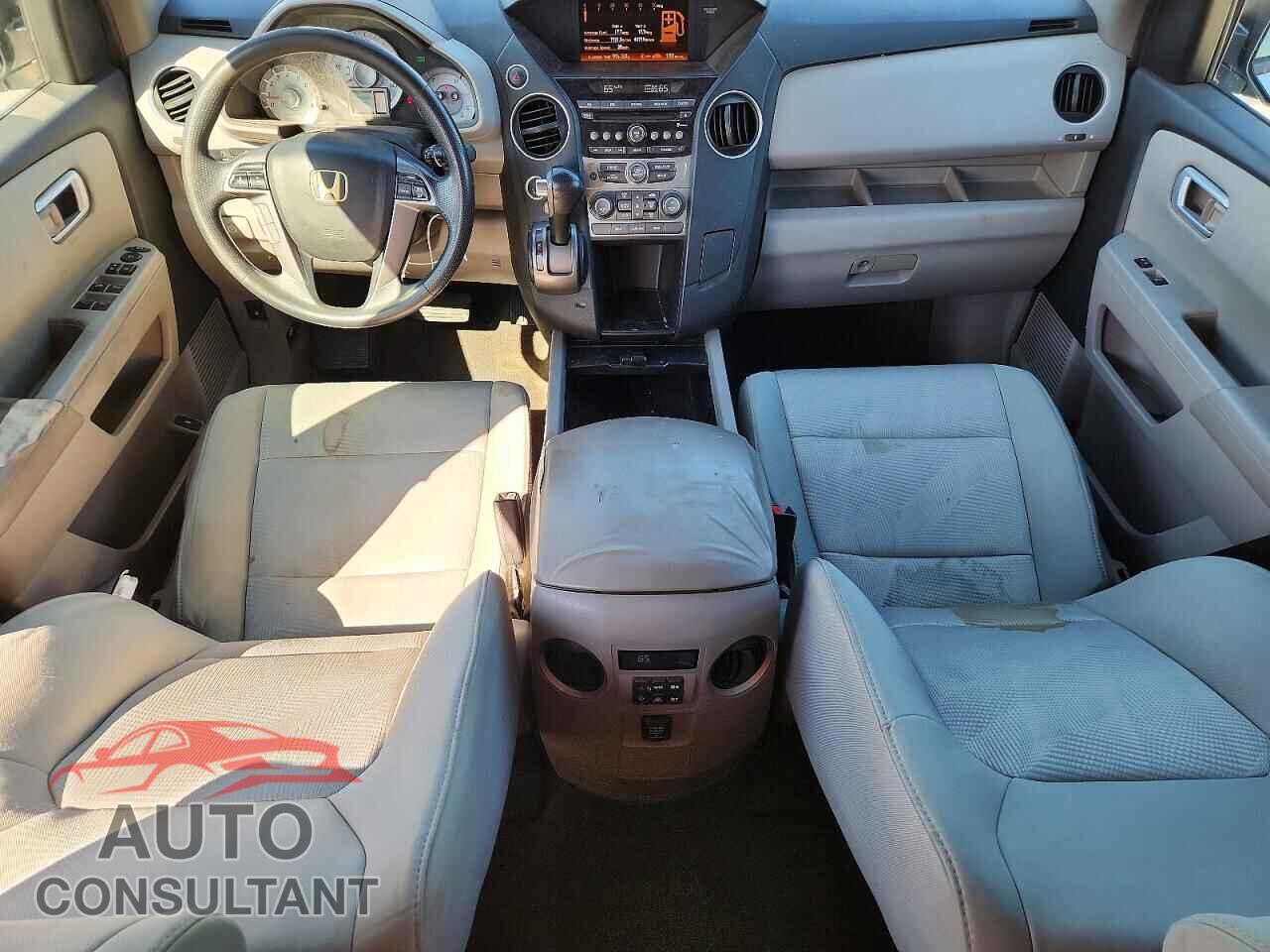 HONDA PILOT 2013 - 5FNYF4H21DB001034