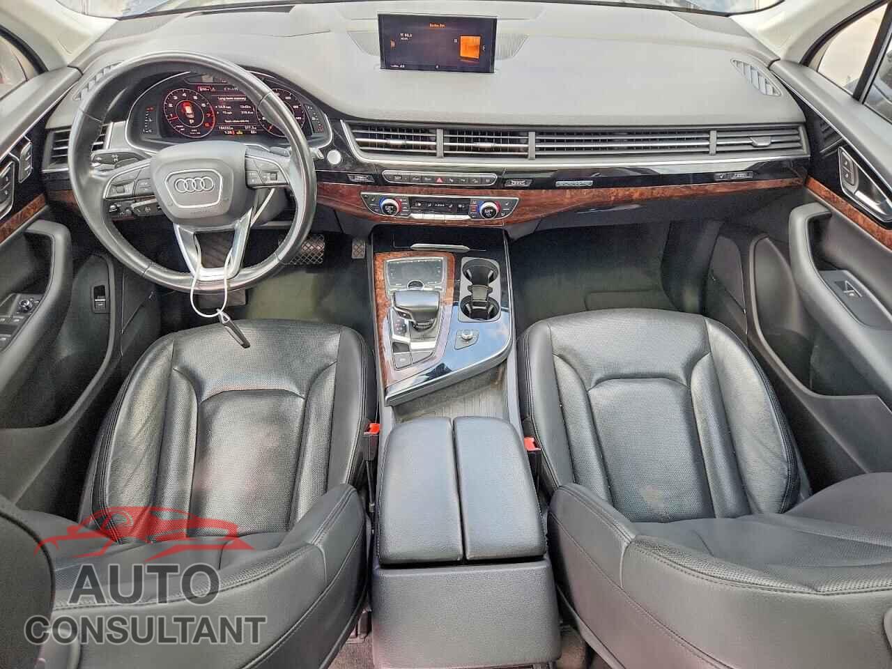 AUDI Q7 2019 - WA1VAAF78KD007779