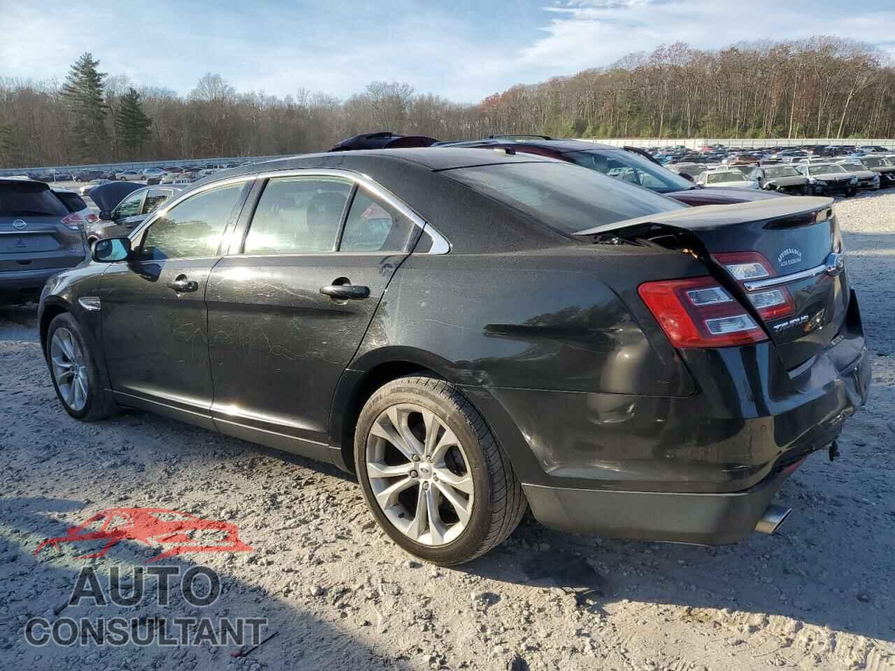 FORD TAURUS 2013 - 1FAHP2E84DG228465