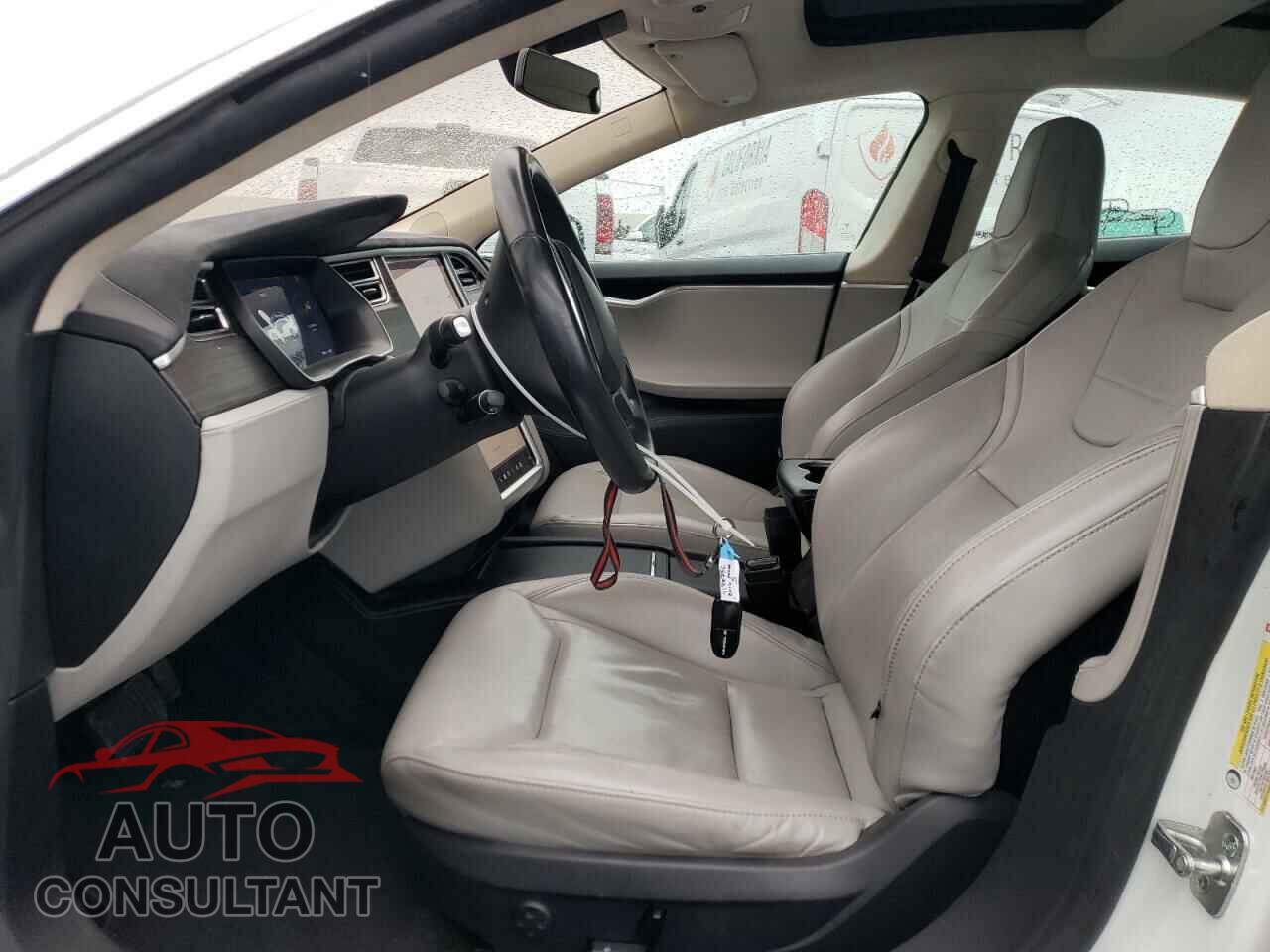 TESLA MODEL S 2016 - 5YJSA1E23GF150122