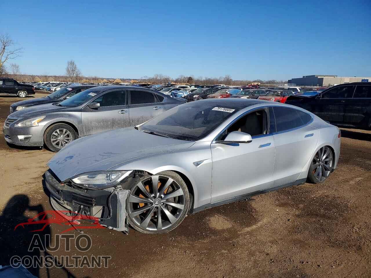 TESLA MODEL S 2013 - 5YJSA1DP4DFP06866