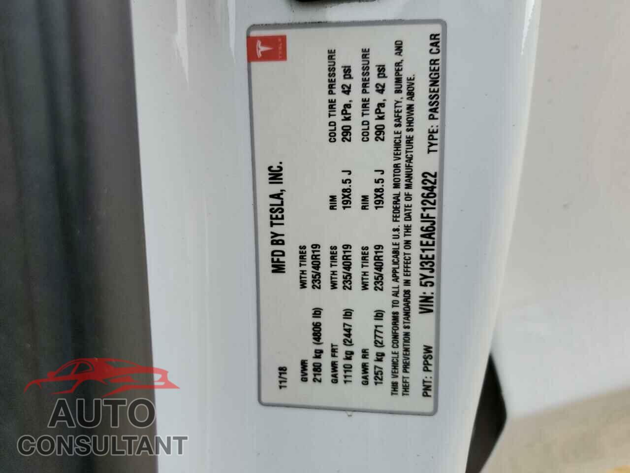 TESLA MODEL 3 2018 - 5YJ3E1EA6JF126422