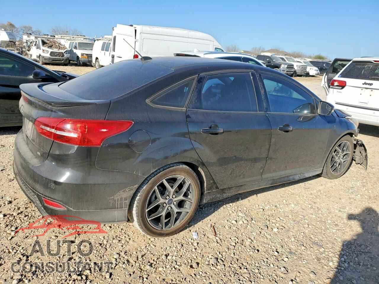 FORD FOCUS 2015 - 1FADP3F21FL363881