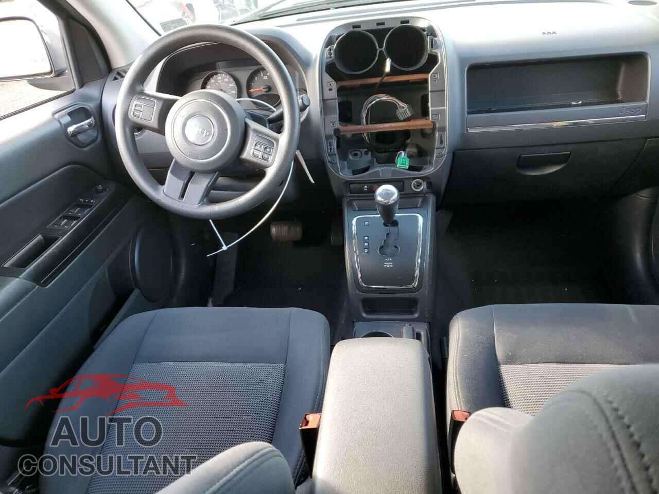 JEEP COMPASS 2011 - 1J4NF1FB3BD278674