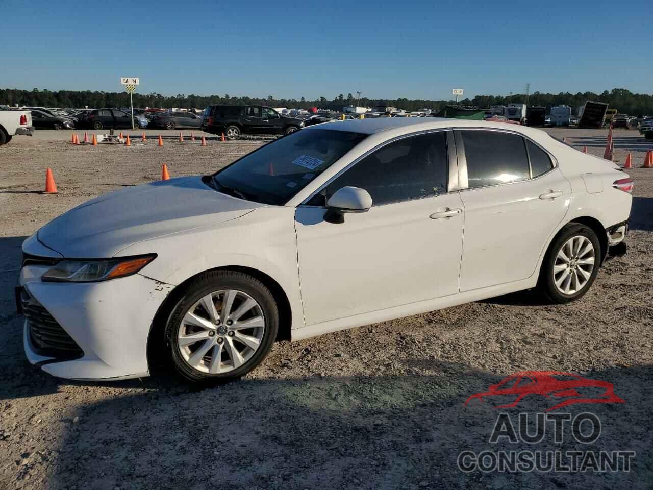 TOYOTA CAMRY 2018 - JTNB11HK2J3030193