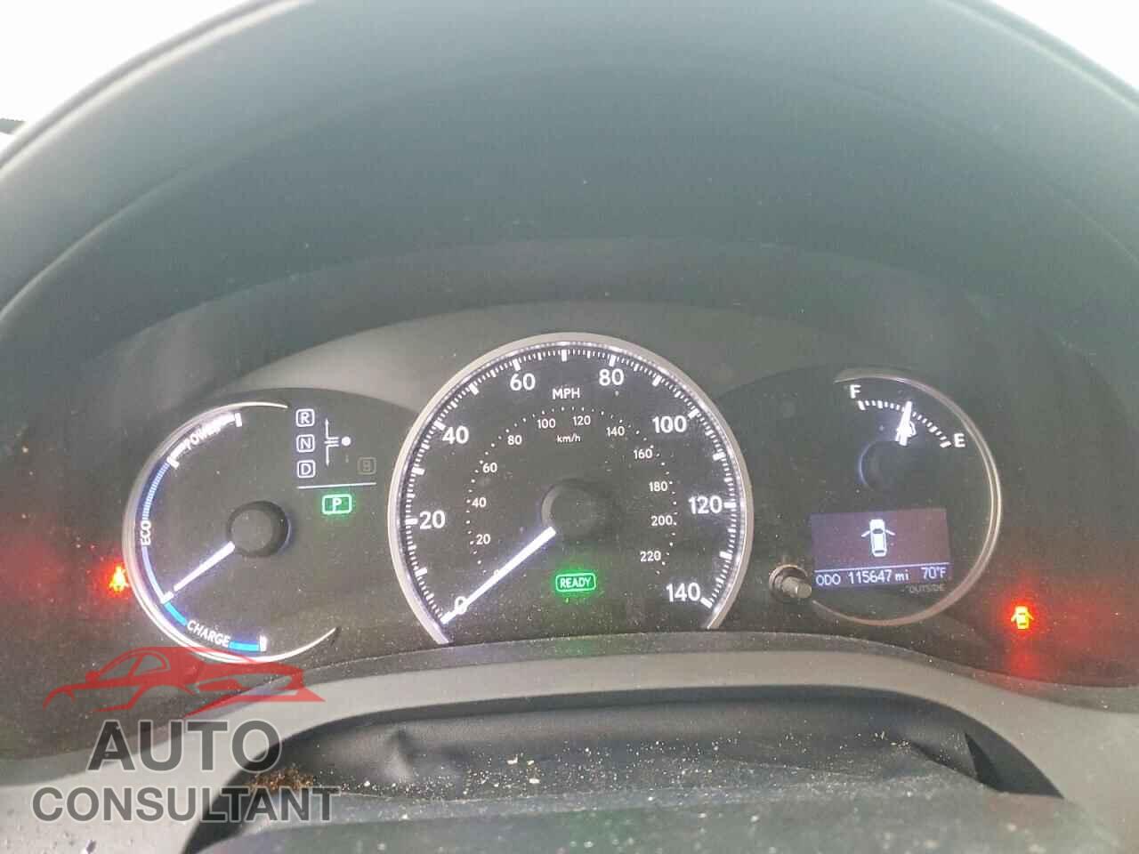 LEXUS CT 200 2012 - JTHKD5BH2C2105028