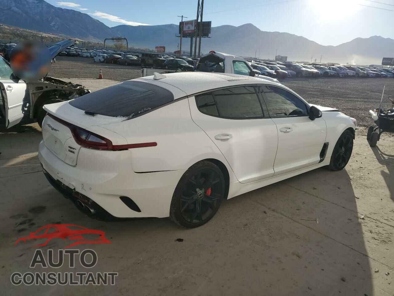 KIA STINGER 2020 - KNAE45LC3L6082883