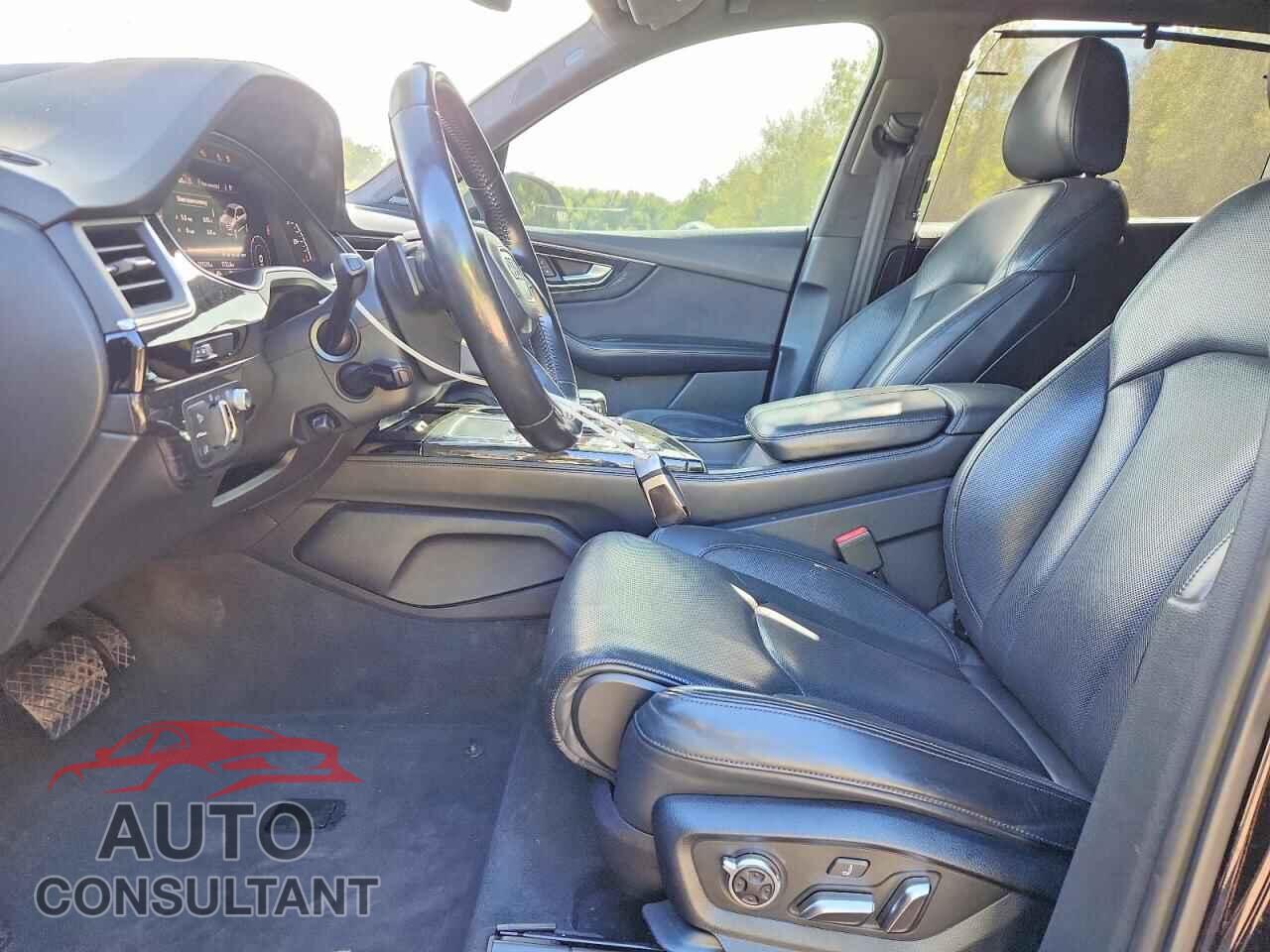 AUDI Q7 2017 - WA1VABF76HD009545