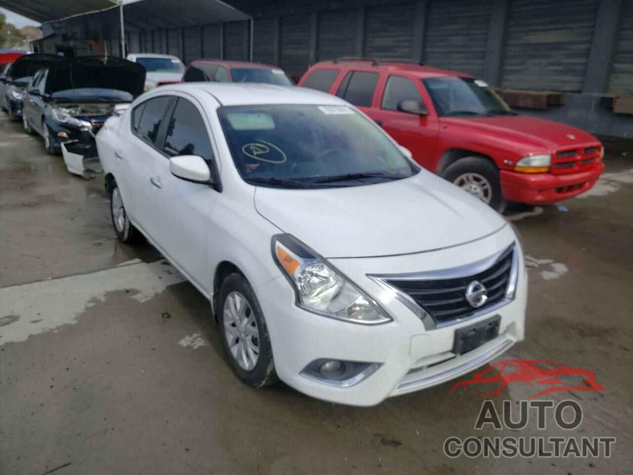 NISSAN VERSA 2017 - 3N1CN7AP7HL859669