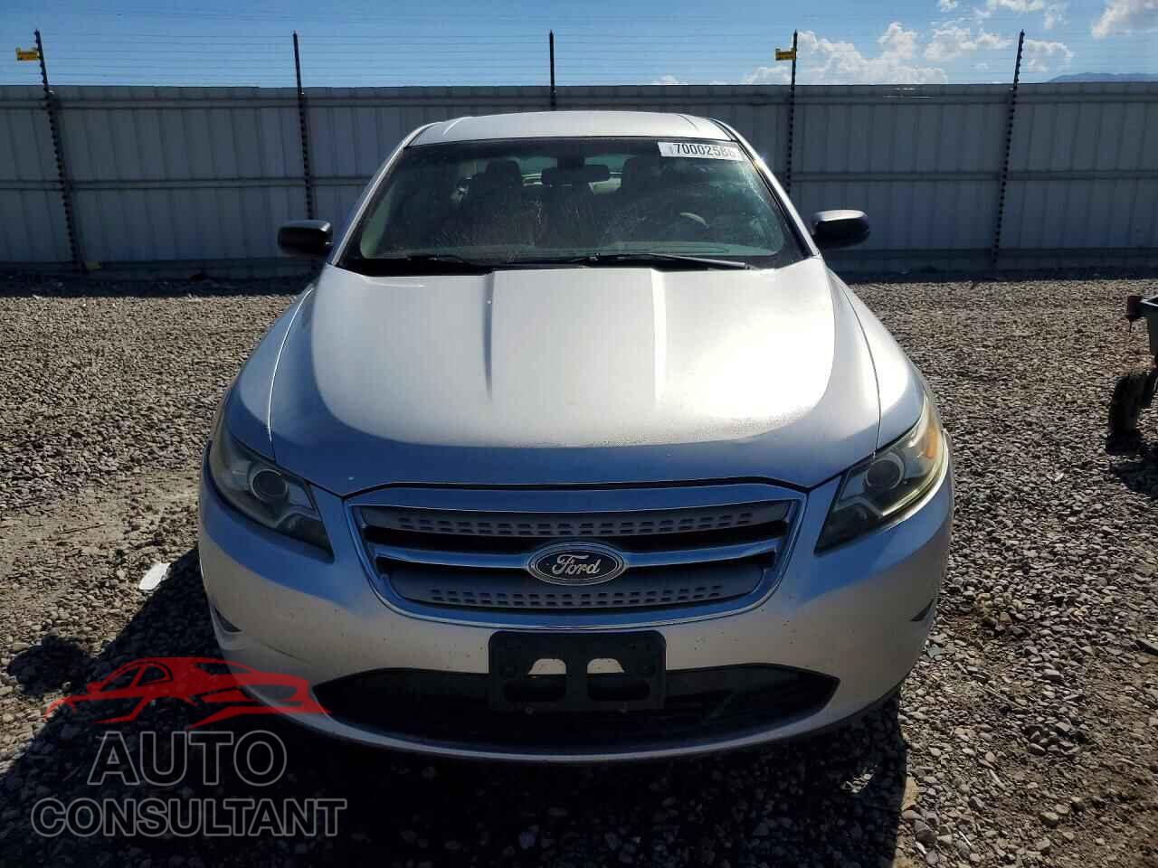 FORD TAURUS 2011 - 1FAHP2DW3BG145610