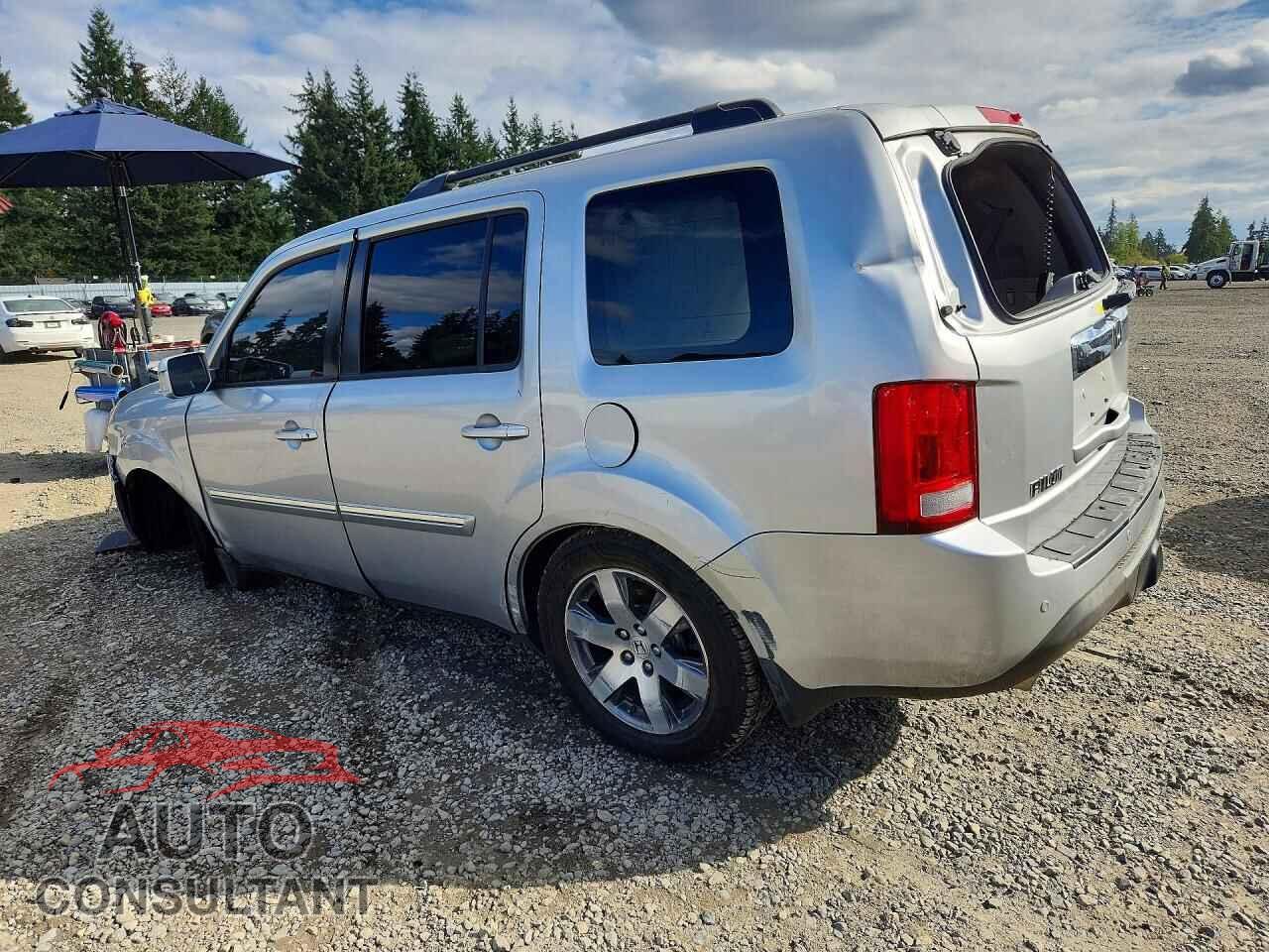 HONDA PILOT 2013 - 5FNYF4H90DB070598