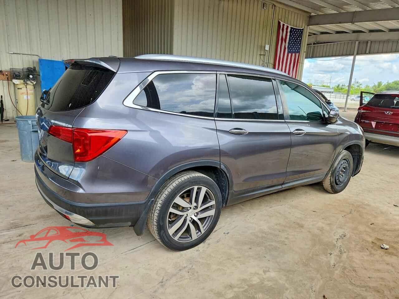 HONDA PILOT 2017 - 5FNYF6H00HB092880