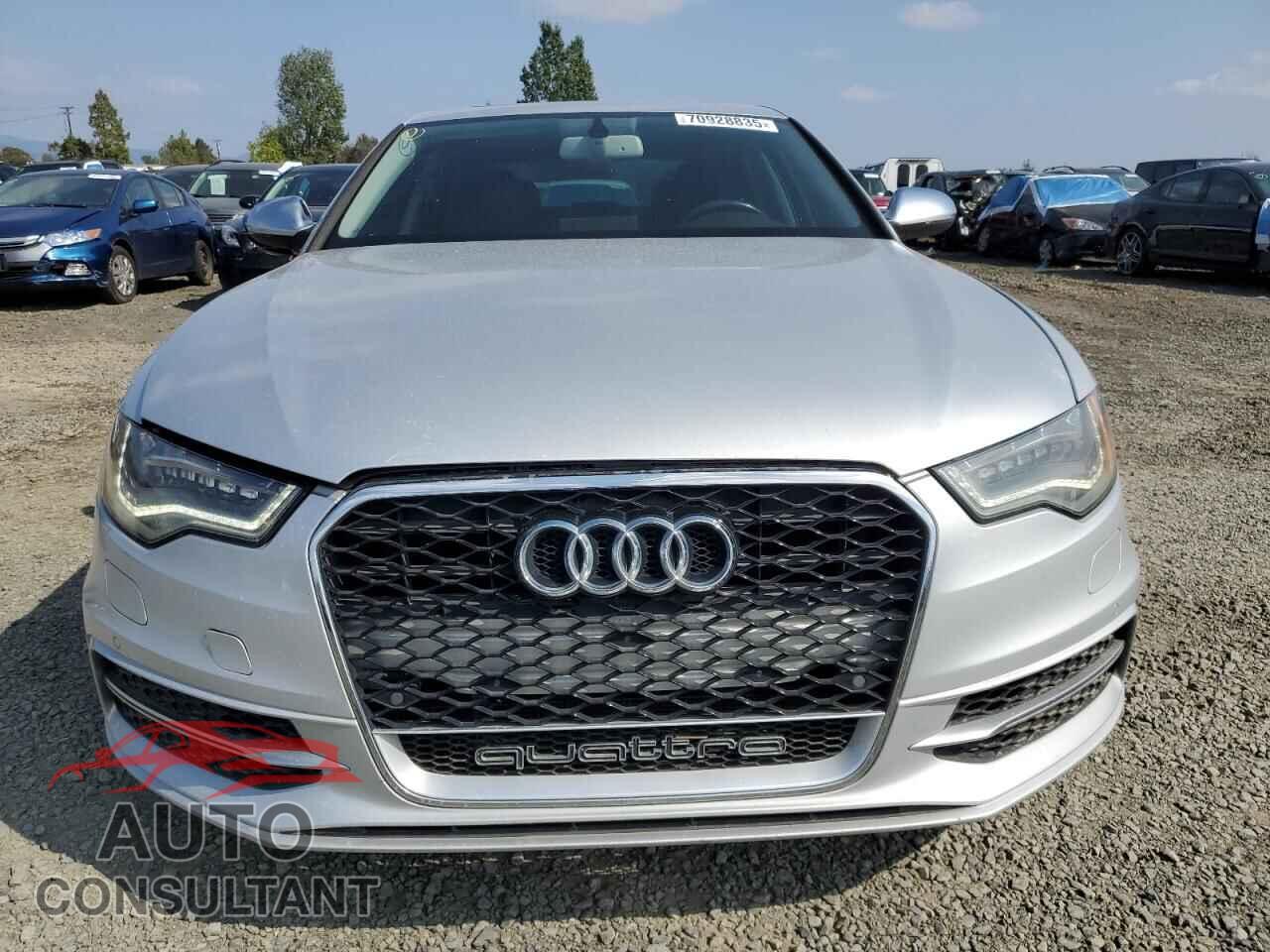 AUDI S6/RS6 2013 - WAUF2BFC2DN084426