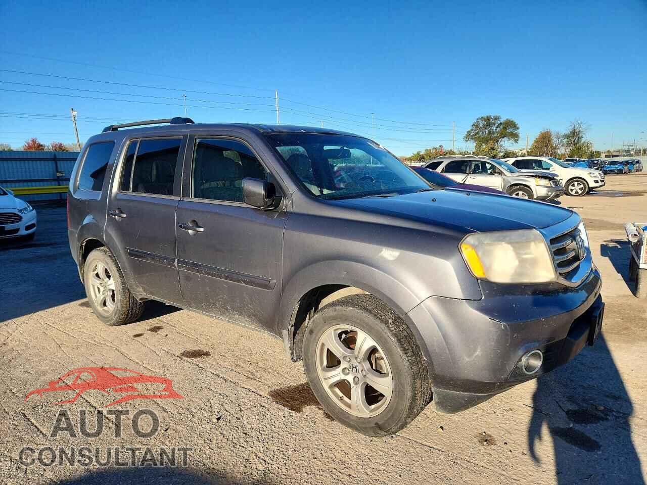 HONDA PILOT 2013 - 5FNYF4H56DB003968