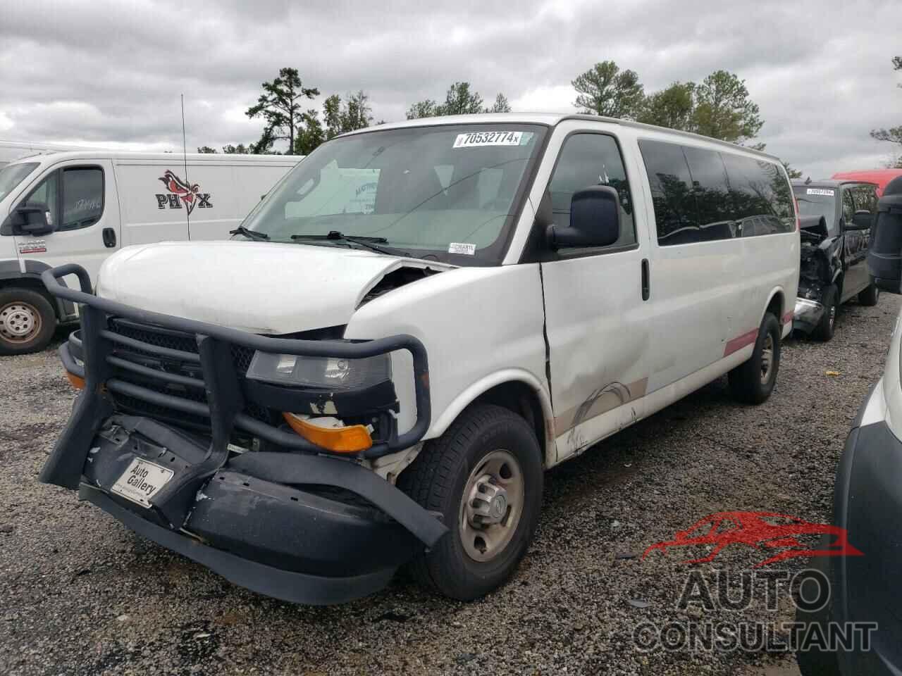 CHEVROLET EXPRESS 2018 - 1GAZGNFP9J1335797