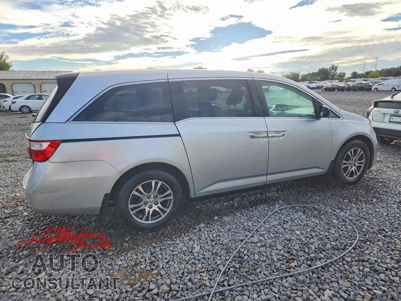 HONDA ODYSSEY 2013 - 5FNRL5H67DB078254