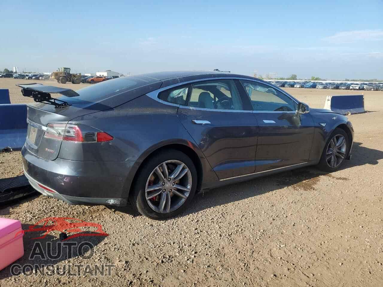 TESLA MODEL S 2014 - 5YJSA1H22EFP67973
