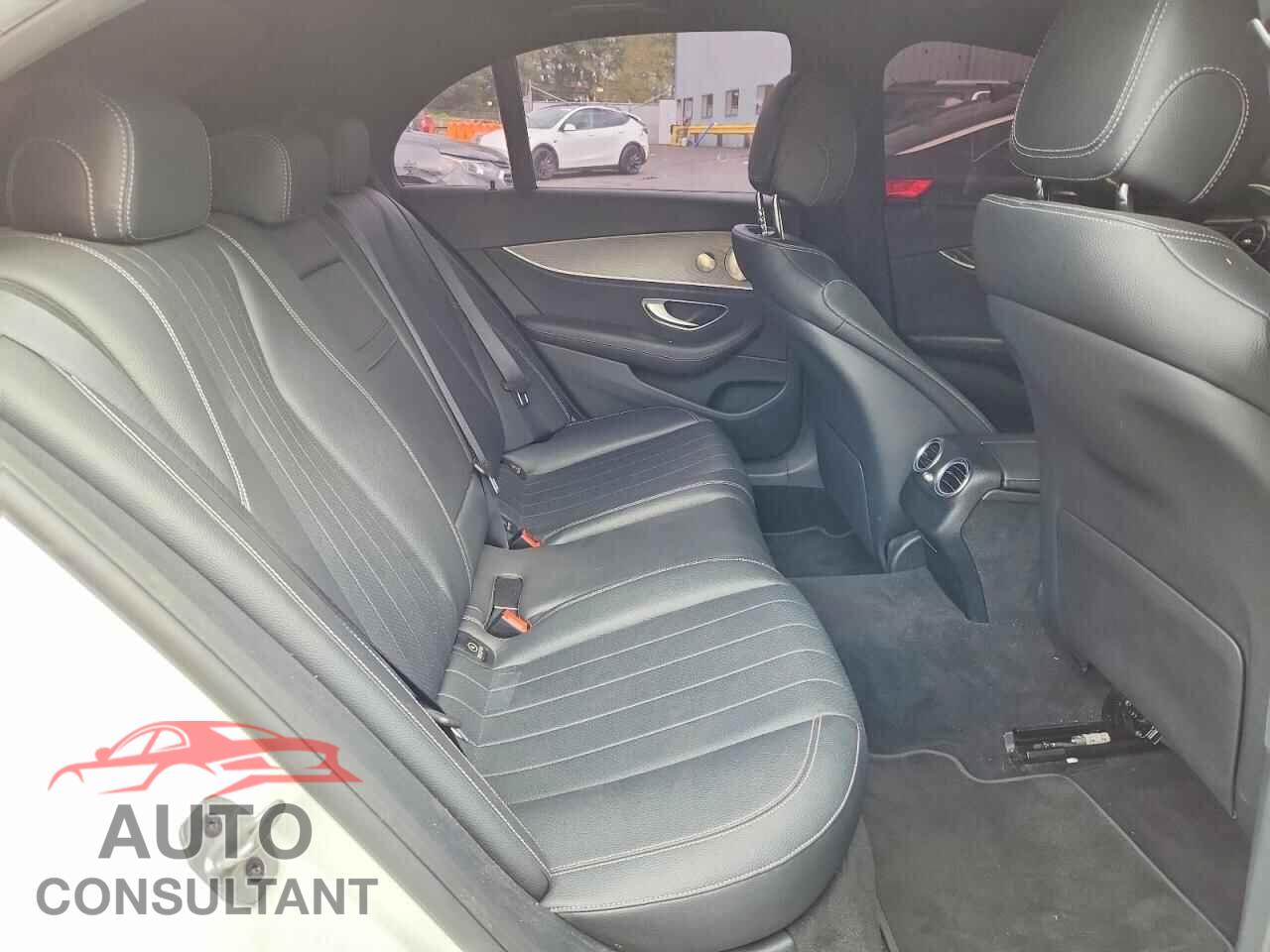 MERCEDES-BENZ E-CLASS 2021 - W1KZF8DB4MA932708