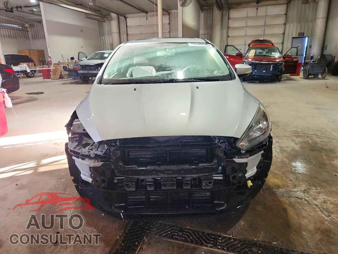 FORD FOCUS 2018 - 1FADP3H25JL200592