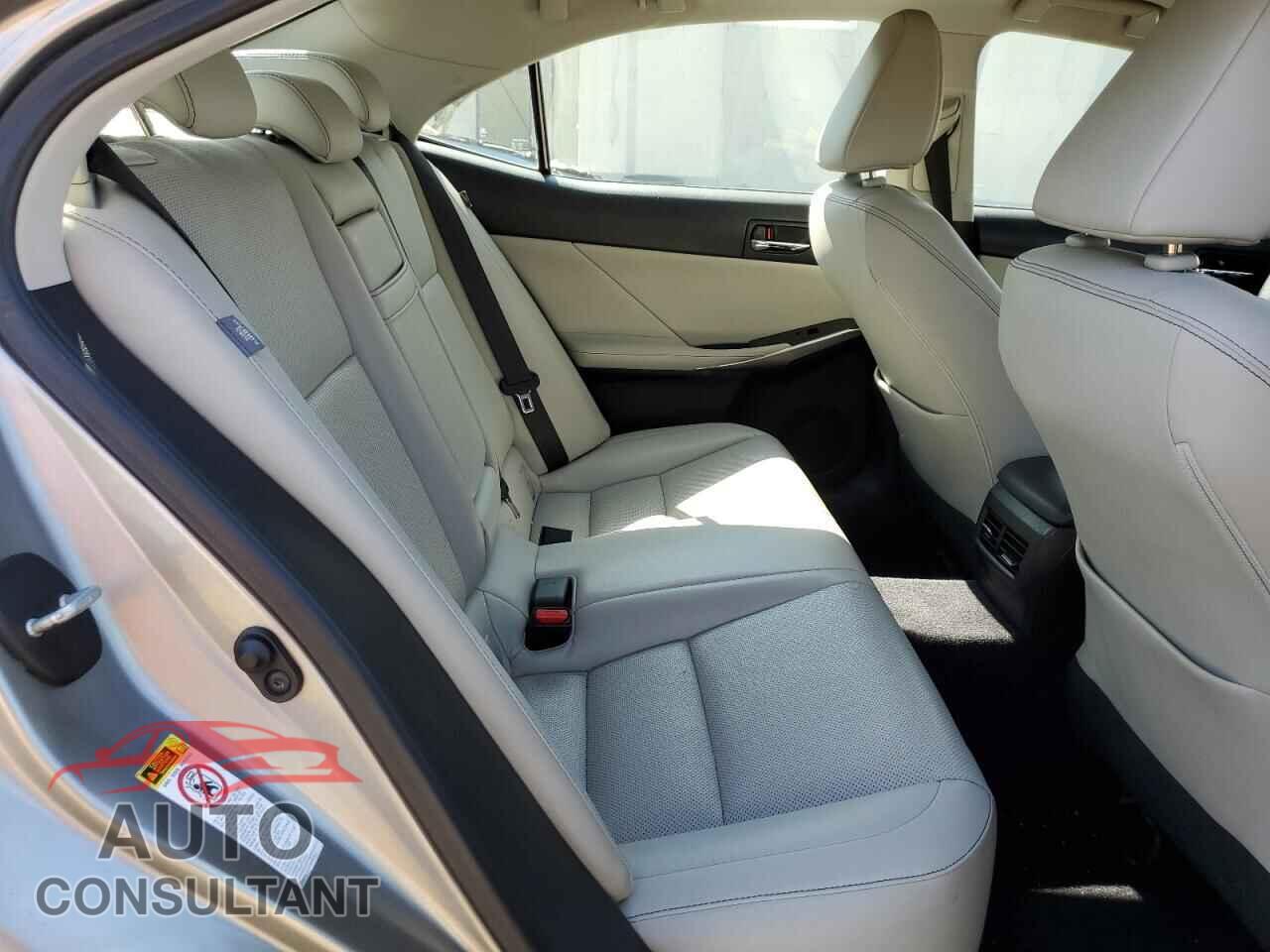 LEXUS IS 2014 - JTHCF1D27E5004049