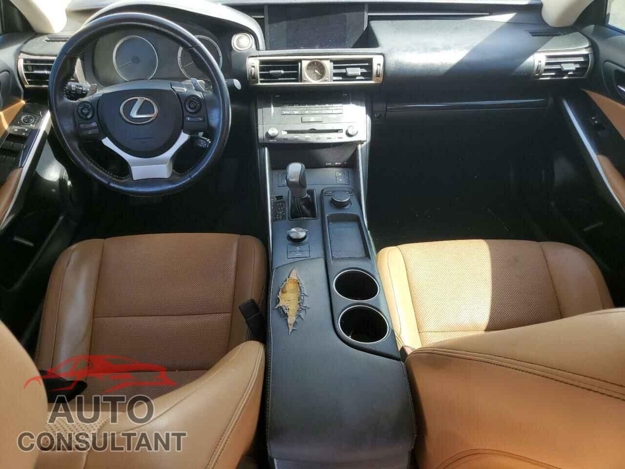 LEXUS IS 2016 - JTHCM1D24G5014868