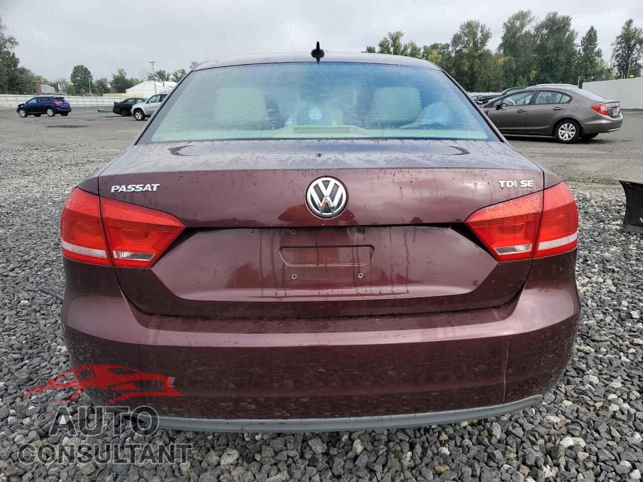 VOLKSWAGEN PASSAT 2012 - 1VWBN7A34CC045602