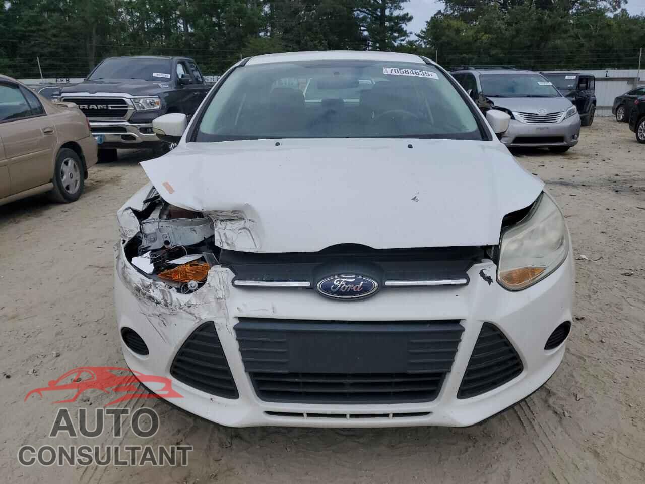 FORD FOCUS 2014 - 1FADP3F27EL262245