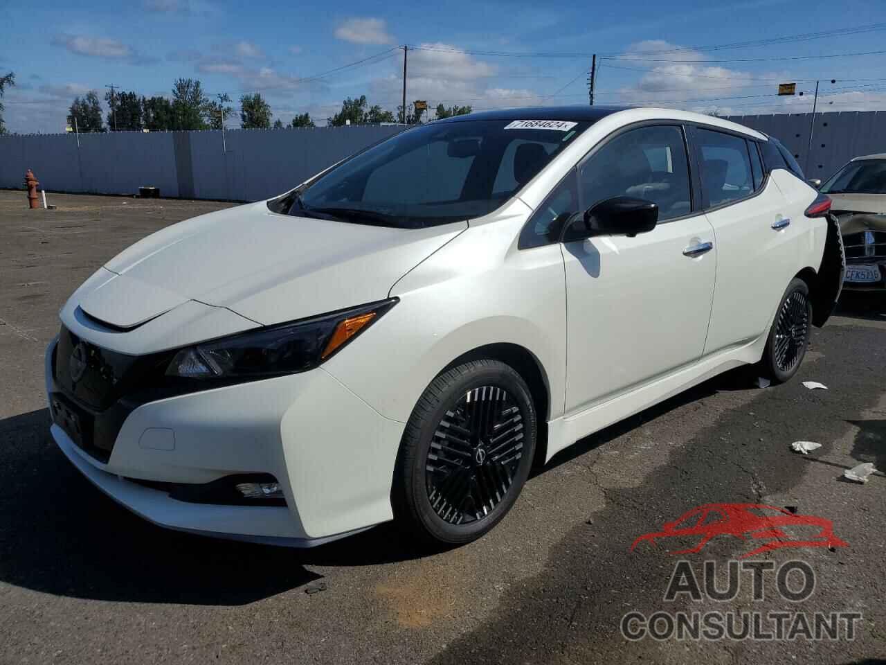 NISSAN LEAF 2023 - 1N4CZ1CV0PC556016