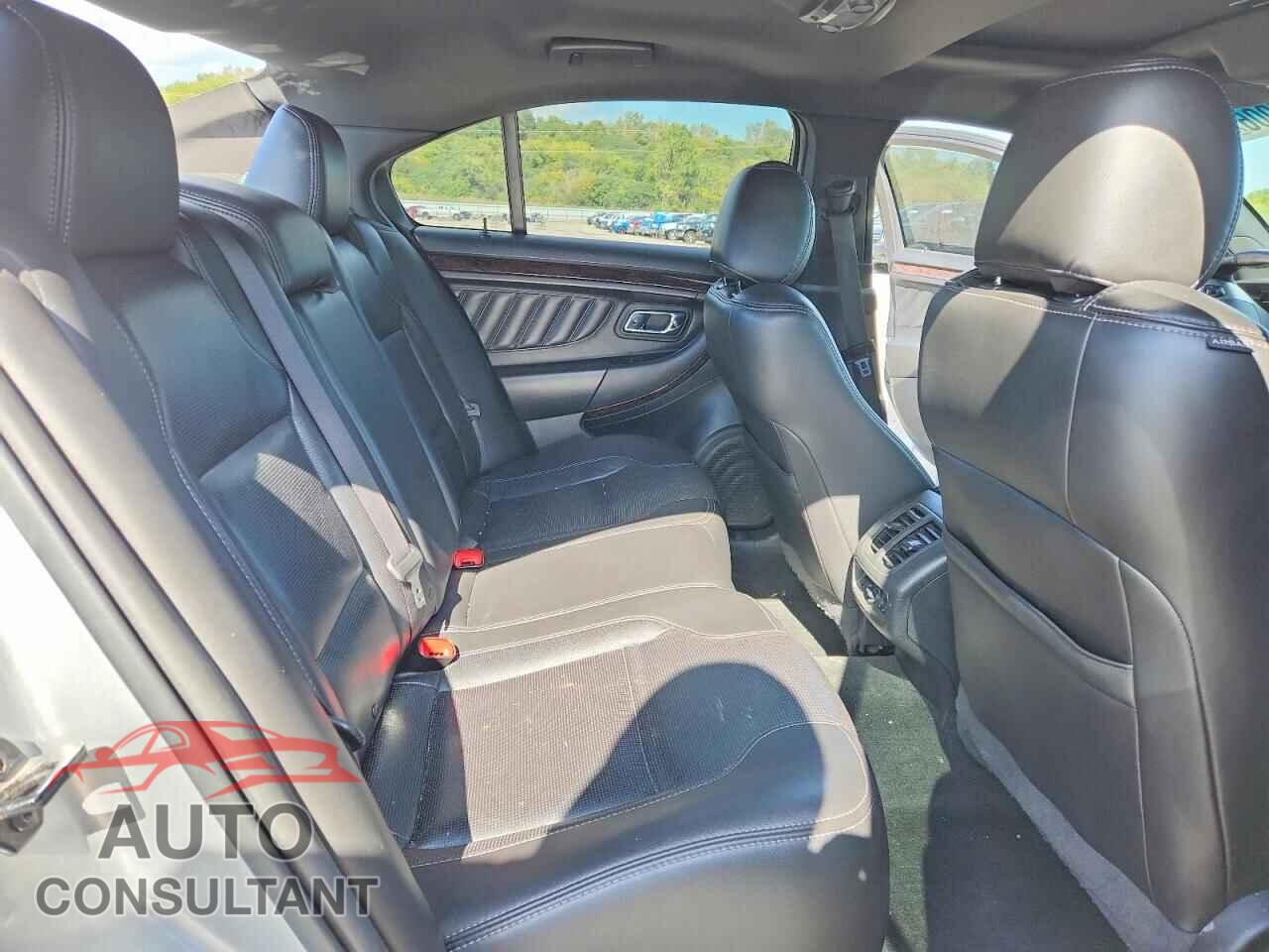 FORD TAURUS 2015 - 1FAHP2J86FG183425