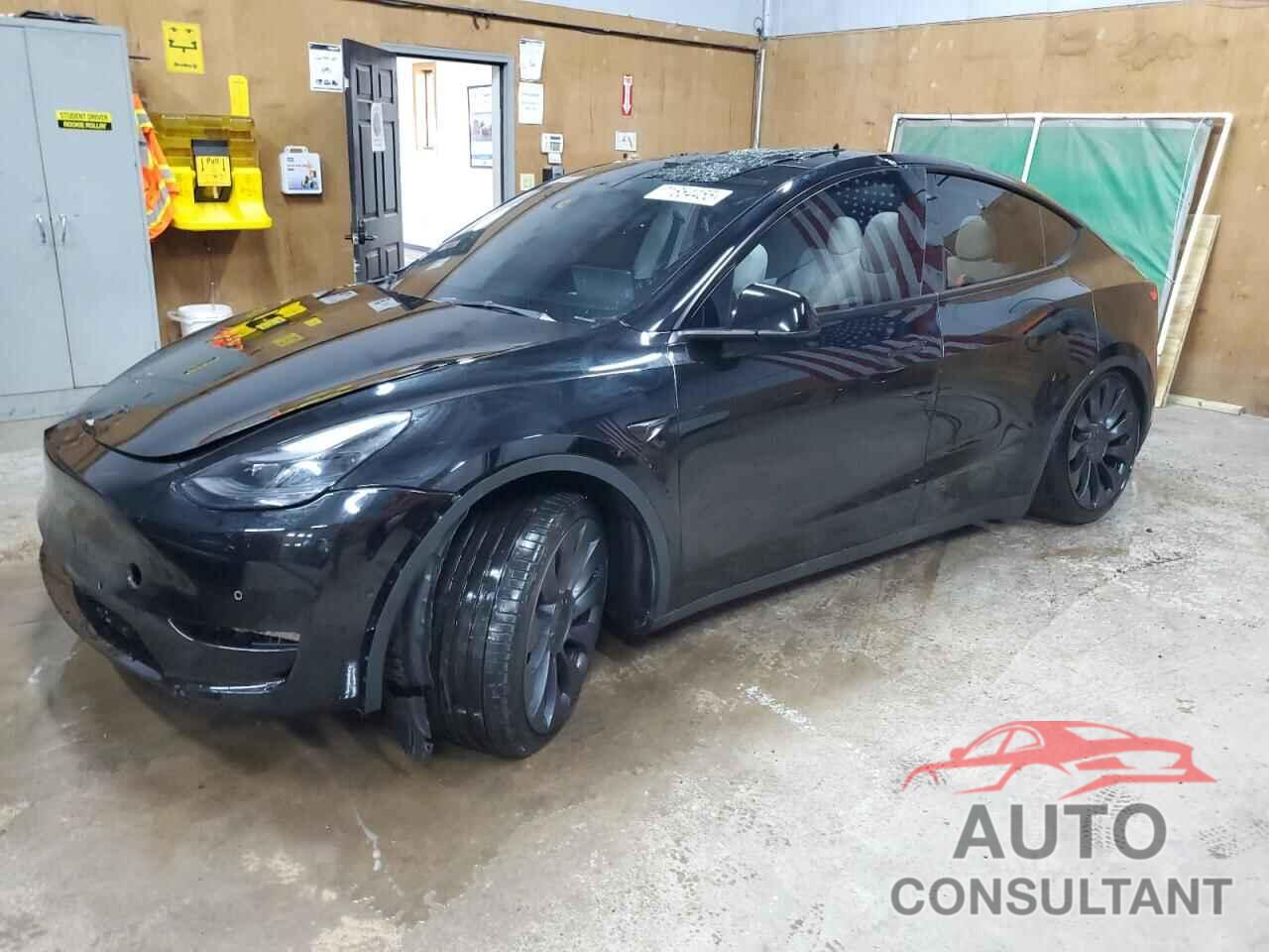 TESLA MODEL Y 2022 - 7SAYGDEF6NF515597