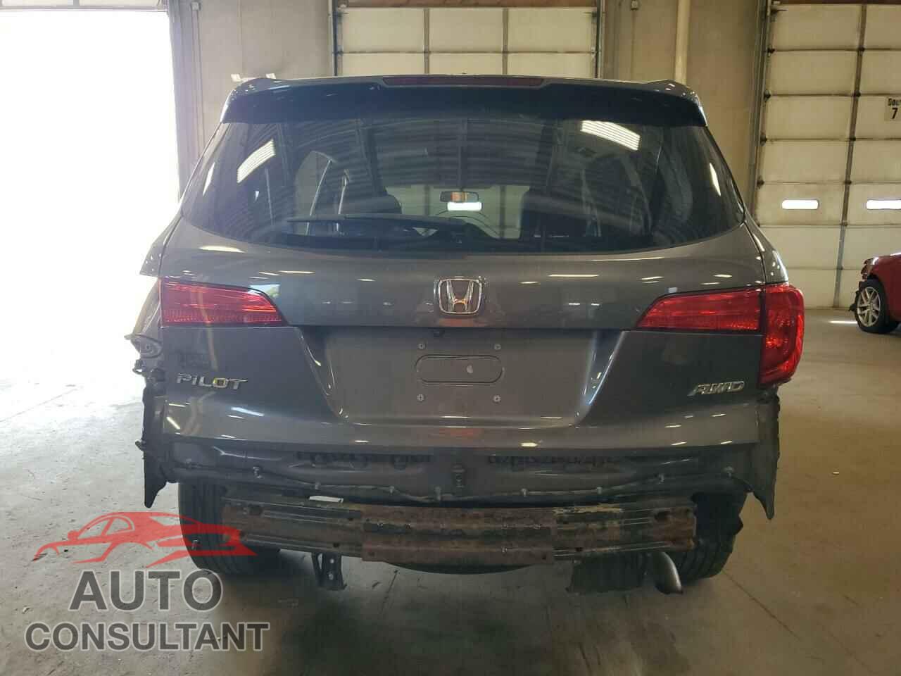 HONDA PILOT 2017 - 5FNYF6H86HB076110