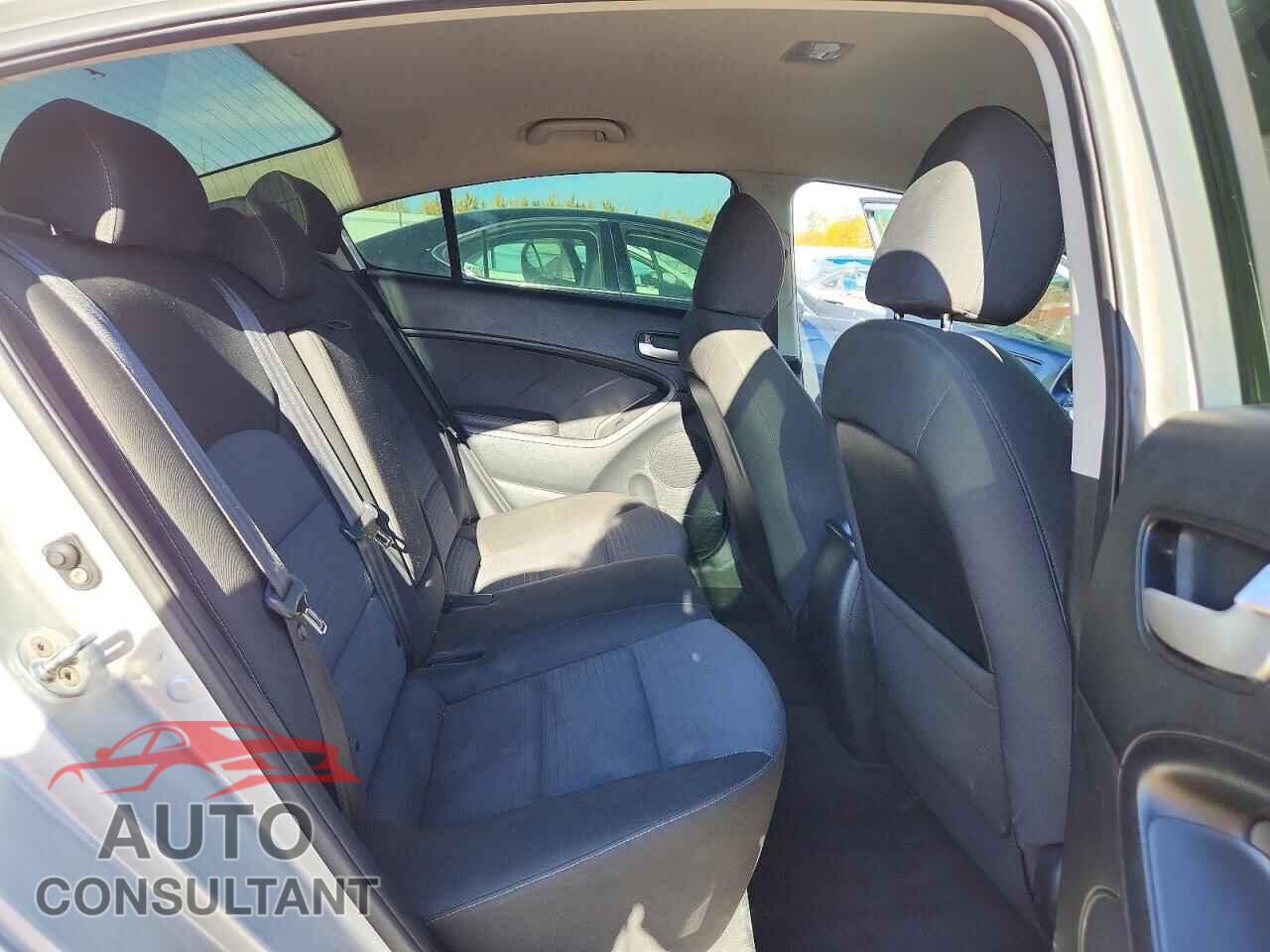 KIA FORTE 2017 - 3KPFL4A77HE076726